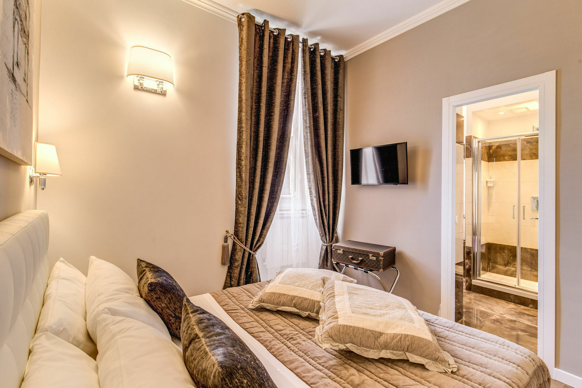The Bridge Suites Rome Bagian luar foto