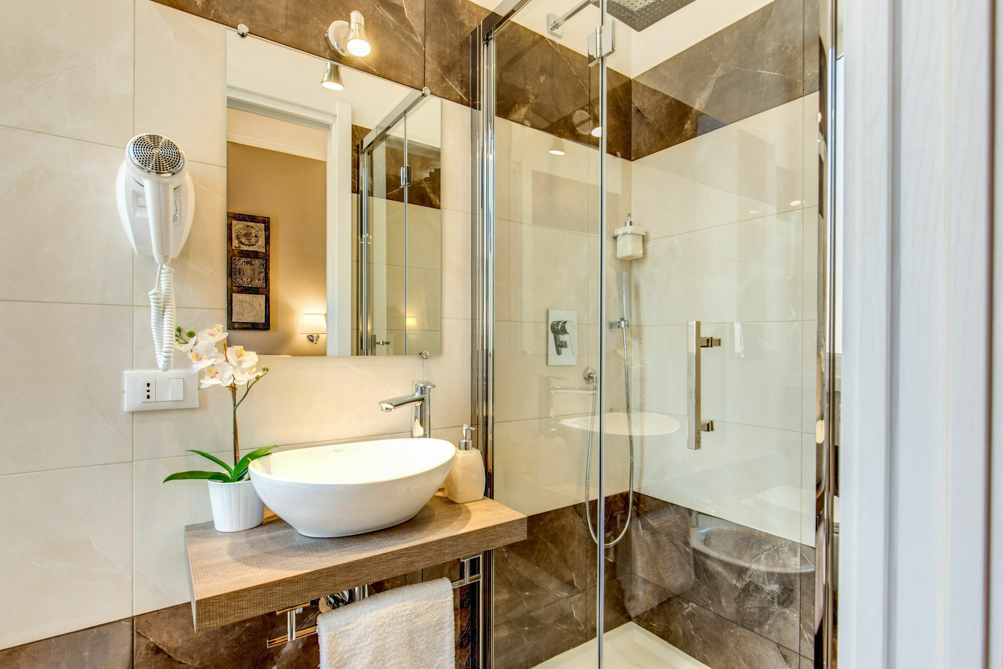 The Bridge Suites Rome Bagian luar foto
