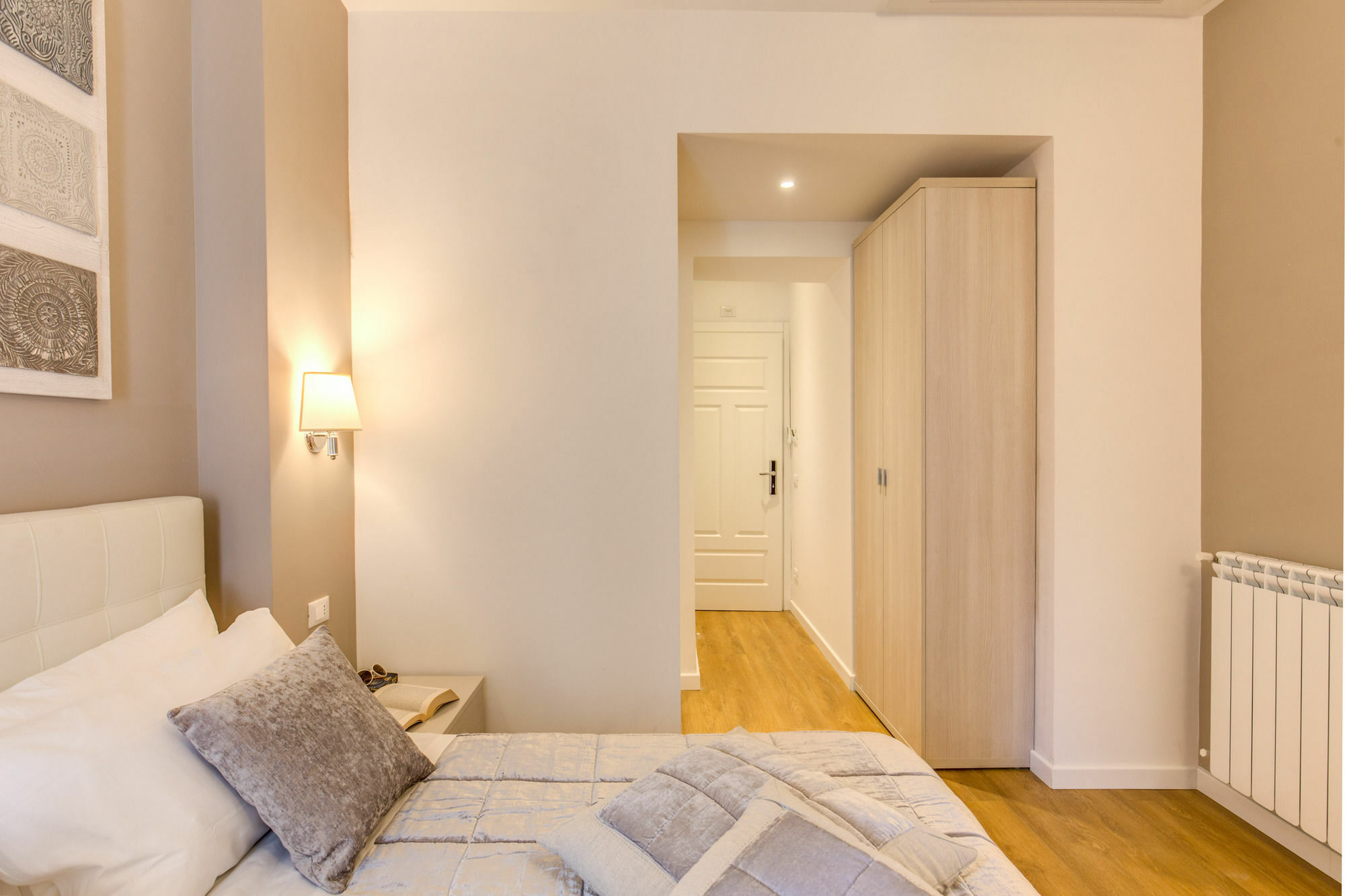 The Bridge Suites Rome Bagian luar foto